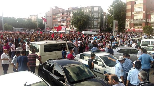 EMNİYETE BAYRAK DİKİLDİ - Kırıkkale Haber, Son Dakika Kırıkkale Haberleri