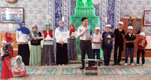 Kuran Kursuna devam edenlere ödül - Kırıkkale Haber, Son Dakika Kırıkkale Haberleri