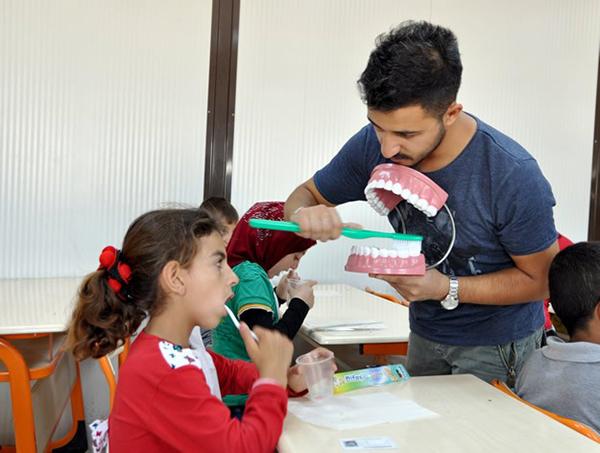 Suriyeli Çocuklara Diş Taraması - Kırıkkale Haber, Son Dakika Kırıkkale Haberleri