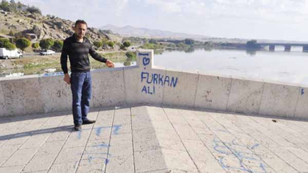 Tarihi Köprü Aşk Yazılarıyla Dolu - Kırıkkale Haber, Son Dakika Kırıkkale Haberleri