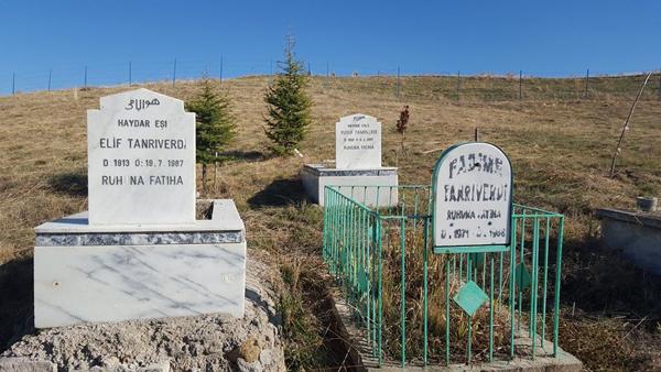 Hatimmatik, Hüseyinbeyobası Köy Mezarlığında - Kırıkkale Haber, Son Dakika Kırıkkale Haberleri