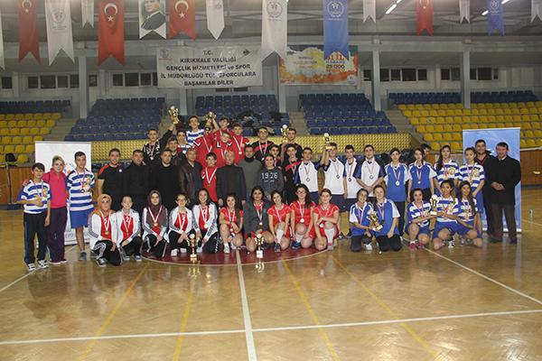 Badminton müsabakaları sona erdi - Kırıkkale Haber, Son Dakika Kırıkkale Haberleri