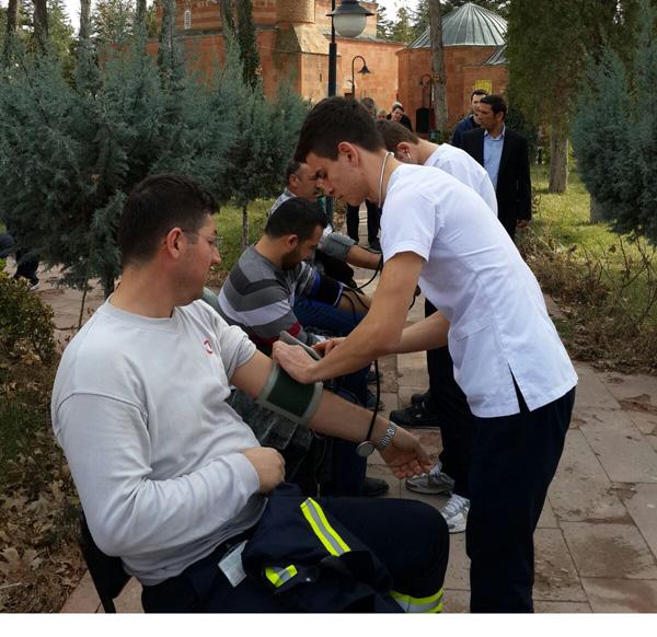 Öğrenciler tansiyon ölçtü - Kırıkkale Haber, Son Dakika Kırıkkale Haberleri