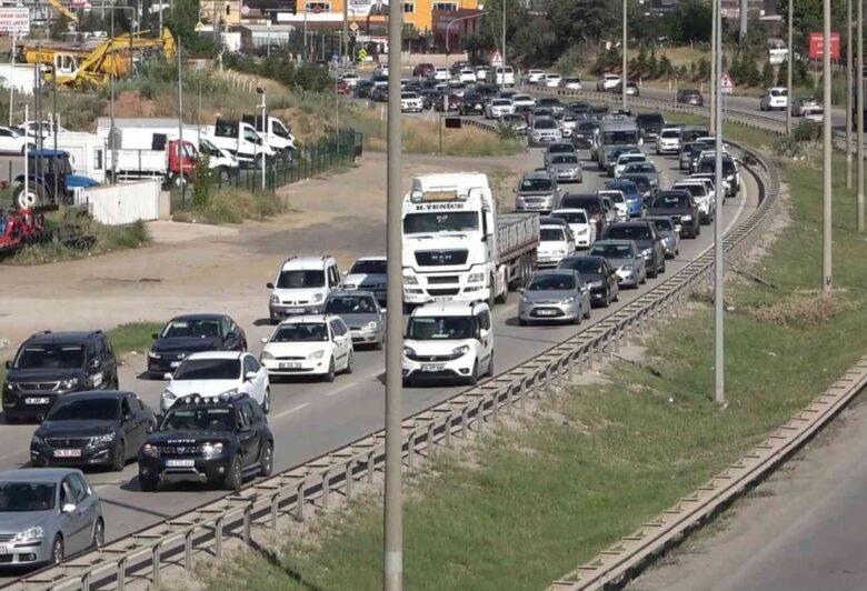 Kırıkkale'de Trafiğe Kayıtlı Araç Sayısı Arttı   - Kırıkkale Haber, Son Dakika Kırıkkale Haberleri