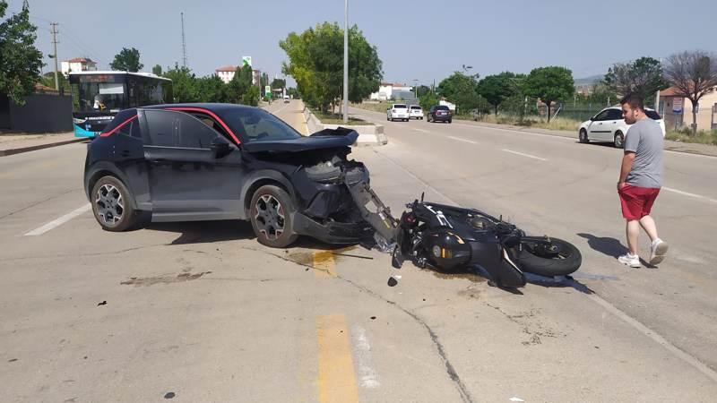 Otomobil İle Motosiklet Kafa Kafaya Çarpıştı - Kırıkkale Haber, Son Dakika Kırıkkale Haberleri