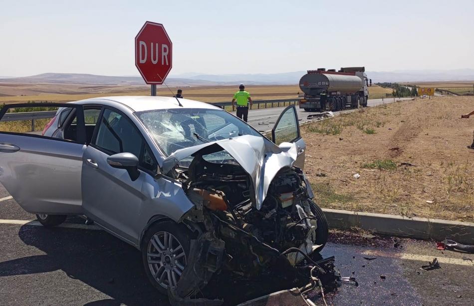 Trafik Kazası 3 Yaralı - Kırıkkale Haber, Son Dakika Kırıkkale Haberleri