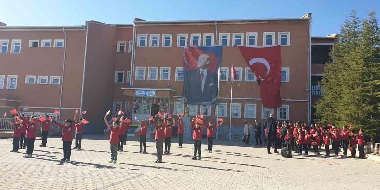 Çelebi'de Öğrencilerle Cumhuriyet Coşkusu - Kırıkkale Haber, Son Dakika Kırıkkale Haberleri