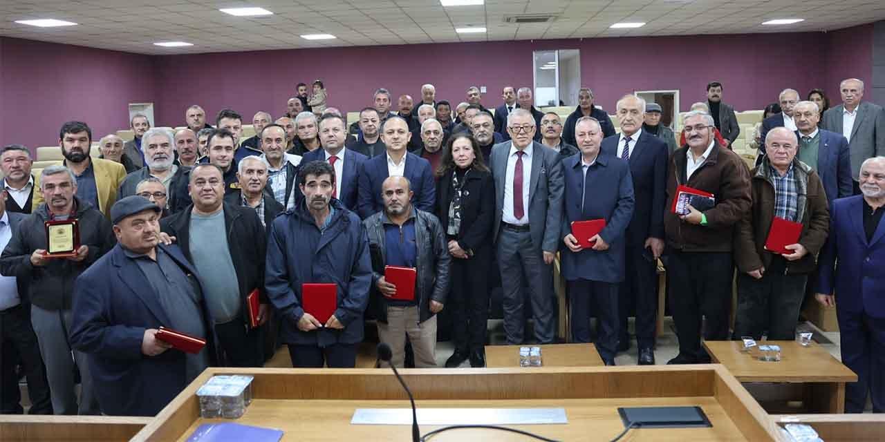 Önal’dan Emekli Personellere Teşekkür Plaketi - Kırıkkale Haber, Son Dakika Kırıkkale Haberleri