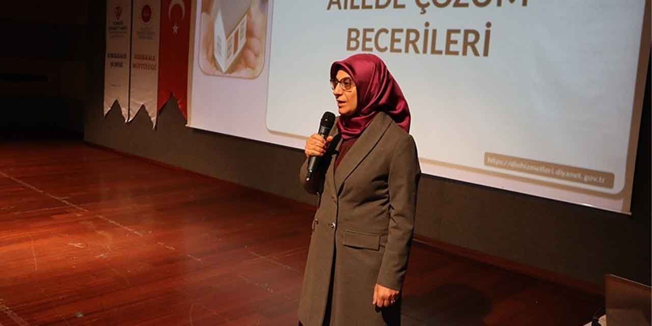 Arslan: “İlk Önce Aile Fertlerine Karşı Saygılı Olmalıyız” - Kırıkkale Haber, Son Dakika Kırıkkale Haberleri