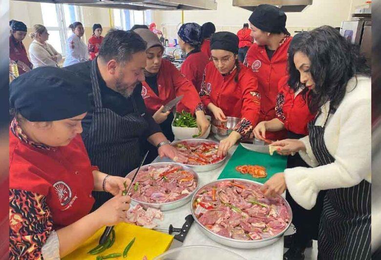 Liseliler Yöresel Yemekler Yaptı - Kırıkkale Haber, Son Dakika Kırıkkale Haberleri